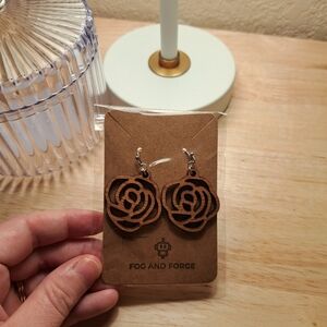 NWT Wooden Floral Dangle Earrings